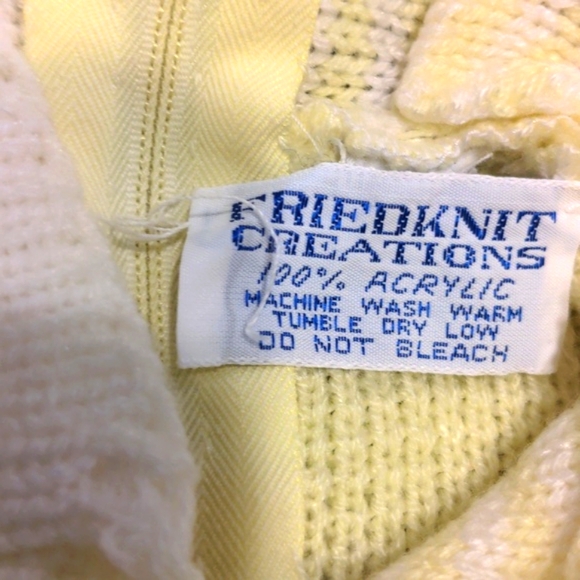 🤗 Sweater 🤗 - Picture 6 of 6